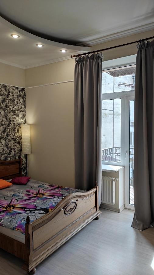 Квартира В Центре Торговая 6 Odessa Exterior foto
